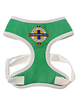Northern Ireland Football Team Harness - Elevate your dog's style and comfort with the Official Northern 
Ireland Retro Harness by Urban Pup. This harness is engineered for 
superior durability and lightness, ensuring it can handle the vigors 
of everyday adventures while providing optimal comfort and safety. The 
design features a bre...