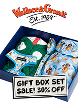 Wallace & Gromit Gift Box Set - Treat yourself or someone special with this fantastic gift box set. It  comprises of Wallace's sweater, Gromit's raincoat, harness and collar and  lead set. These unique styles featuring the dynamic duo will give your  dog a unique look all of its own, each one a guaranteed crowd pleaser.  The set c...